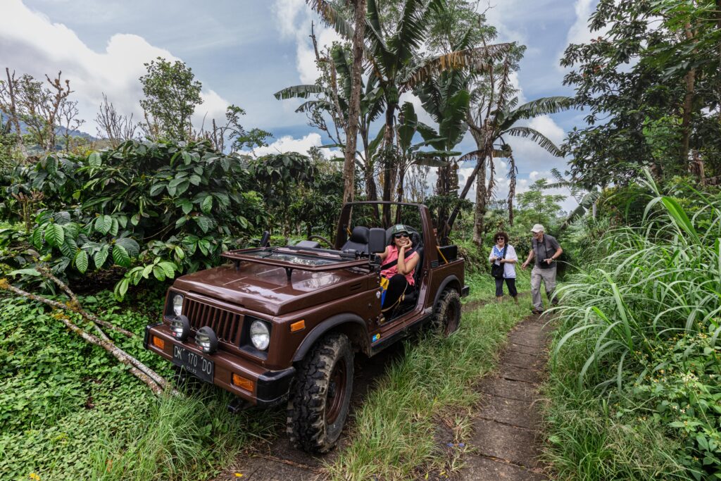 Pupuan open jeep tour
